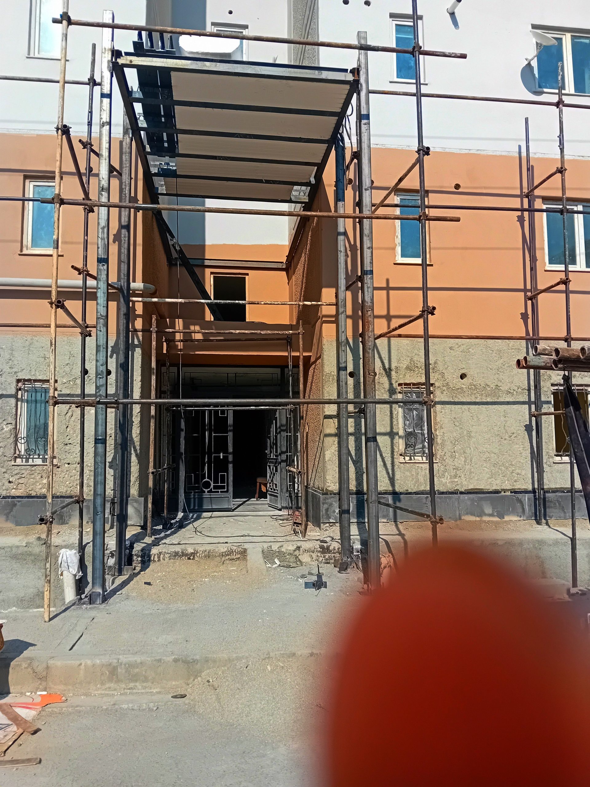 Scaffolding نصب داربست در شهر قدس